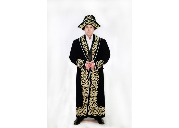 Казахский мужской головной убор и золотошвейный халат