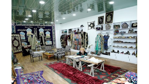 Одной из самых основных новостей, считаем открытие выставочного центра и галереи искусств Бухарской золотошвейной фабрики